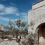Achelatis Traditional * Areopoli