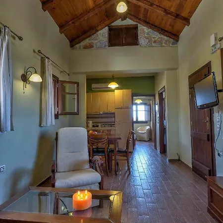 Achelatis Traditional