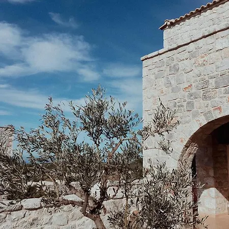 Achelatis Traditional * Areopoli