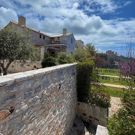 Achelatis Traditional Holiday home Areopoli