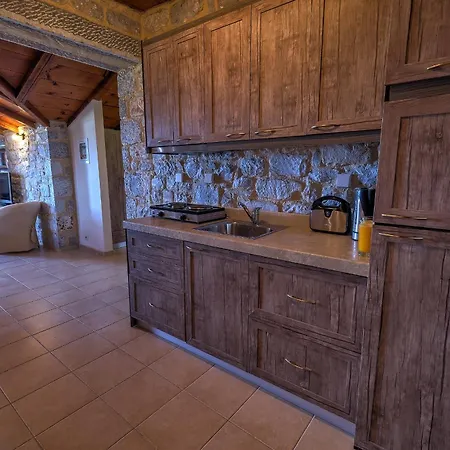 Achelatis Traditional Holiday home *