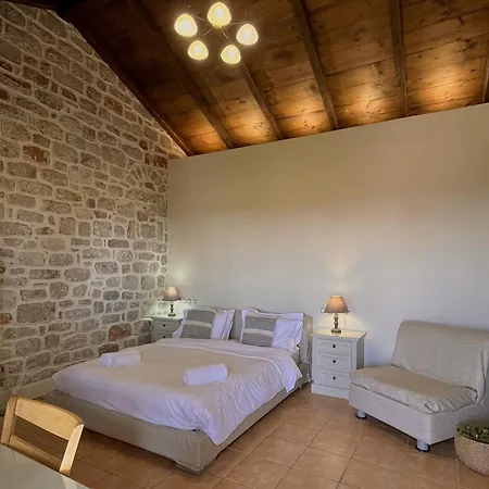 Dom wakacyjny Achelatis Traditional