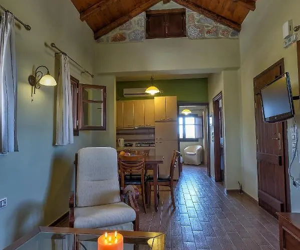 Achelatis Traditional