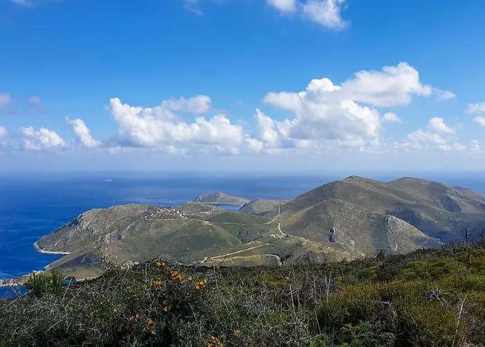 Achelatis Traditional * Αρεόπολις